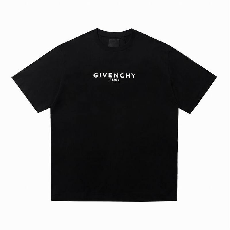 GIVENCHY Men's T-shirts 135